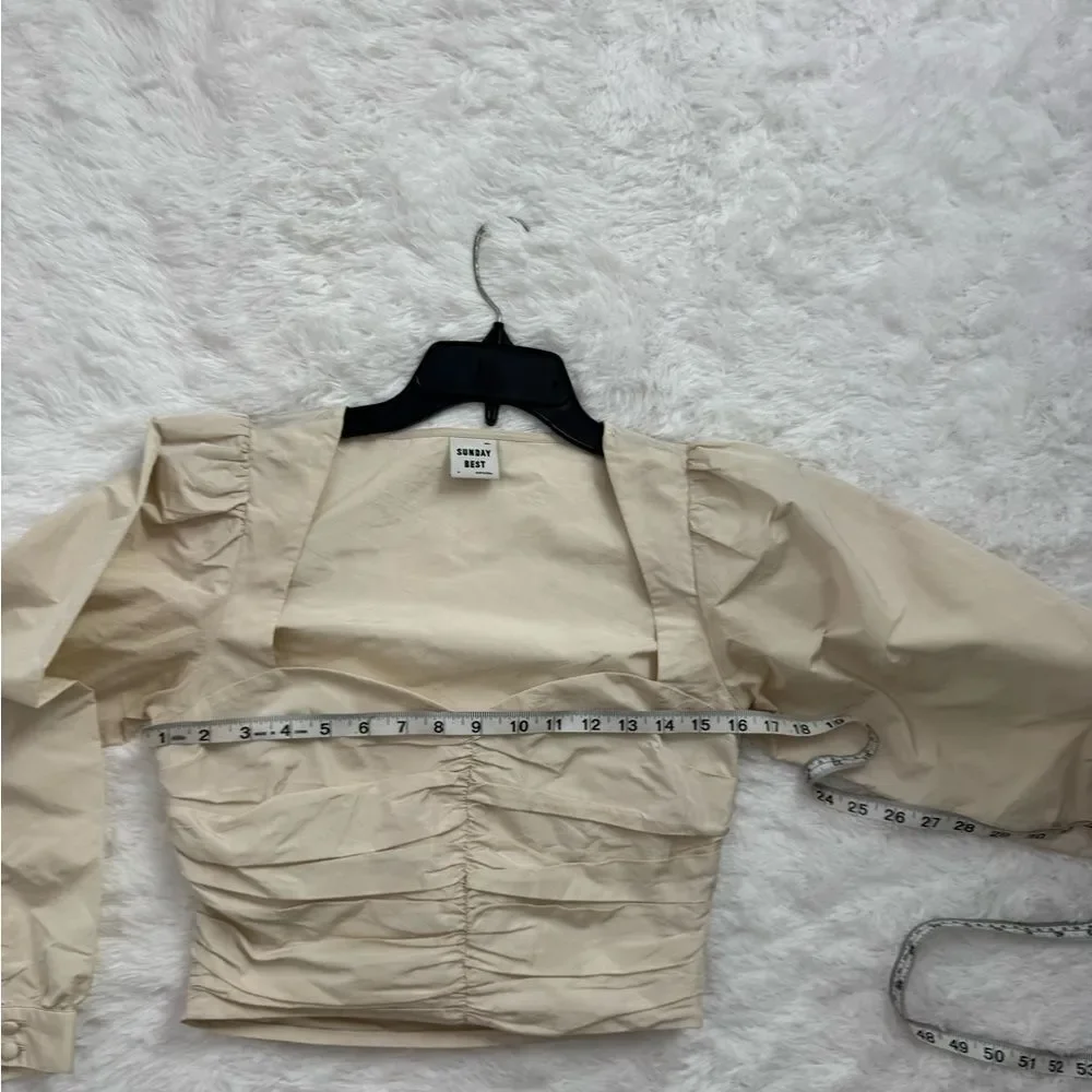 Aritzia Sunday Best Cream Giselle Petal Cropped Top Size 4 - Picture 10 of 13